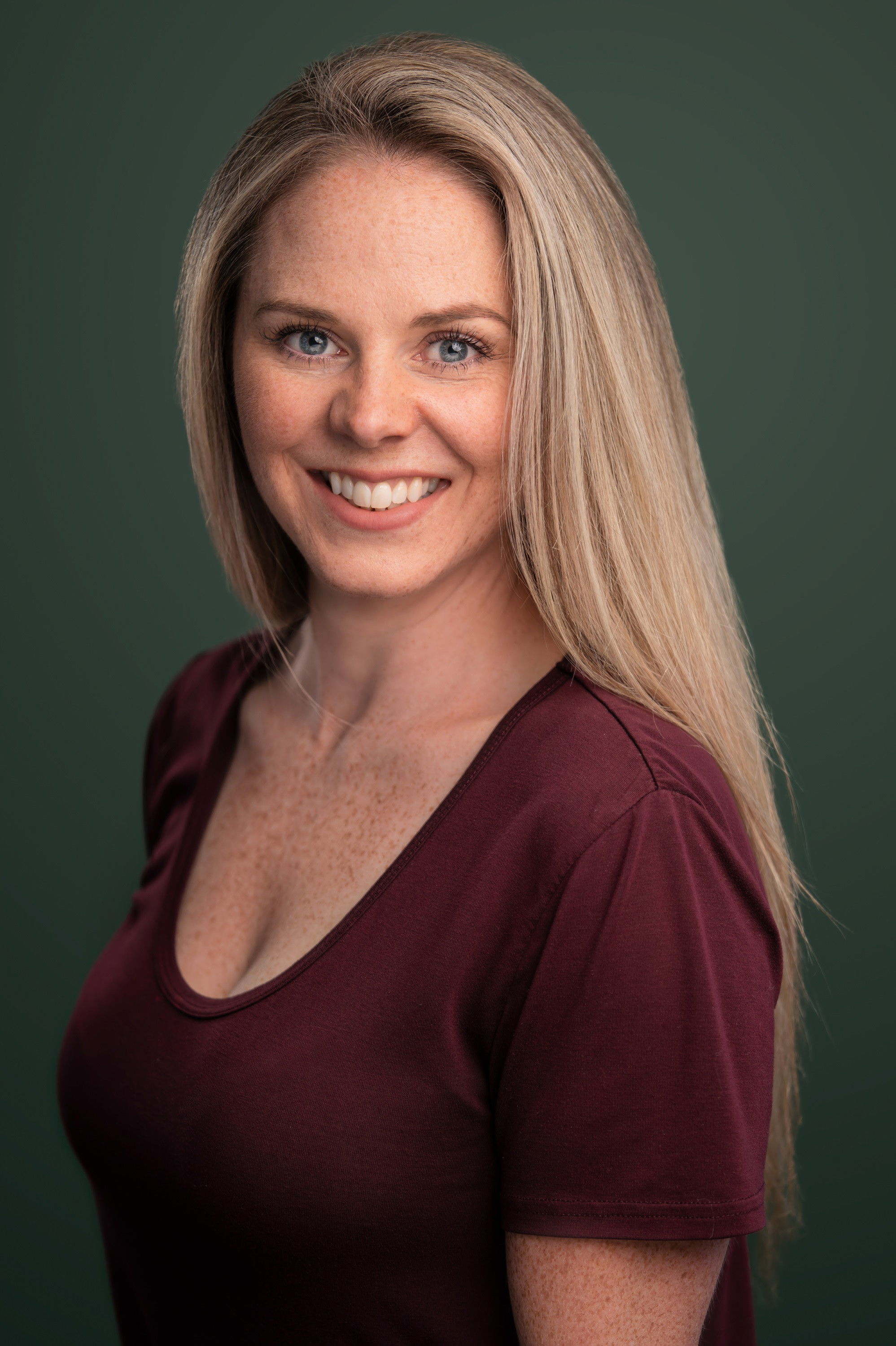 et billede af Angie Miller