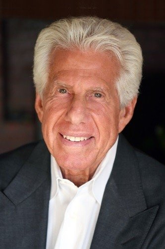 et billede af Dr. David A. Kipper