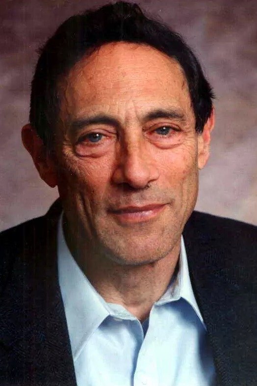 et billede af John E. Mack