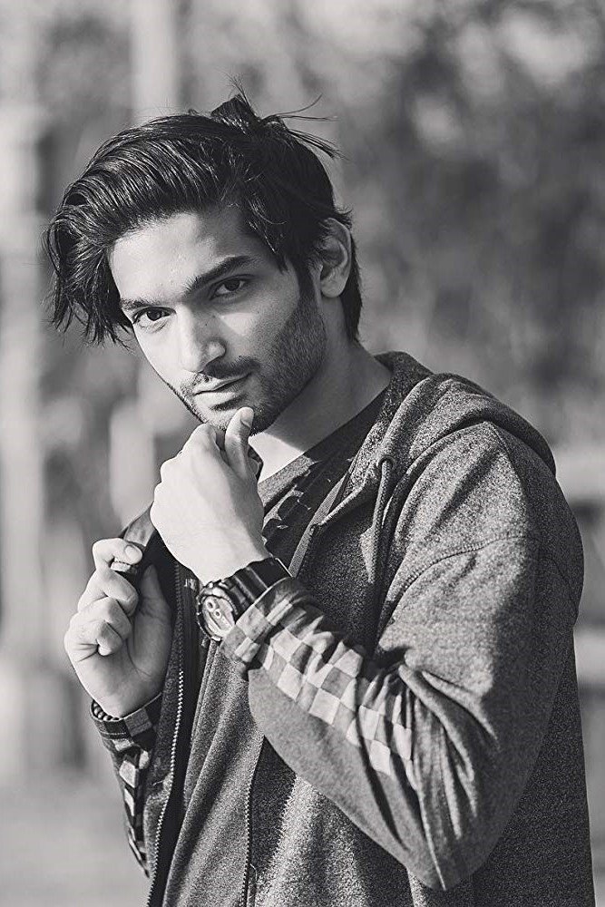 Arnav Bhasin's picture in the cast