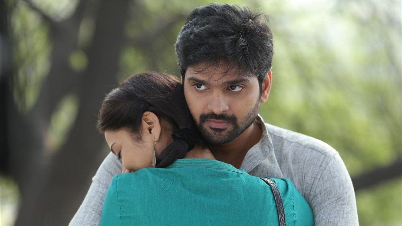 Mental Madhilo (2017)