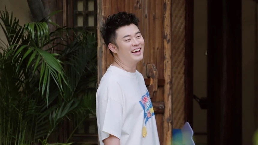 Back to Field - Season 0 Episode 289 : S8 The Big Life Movie EP2