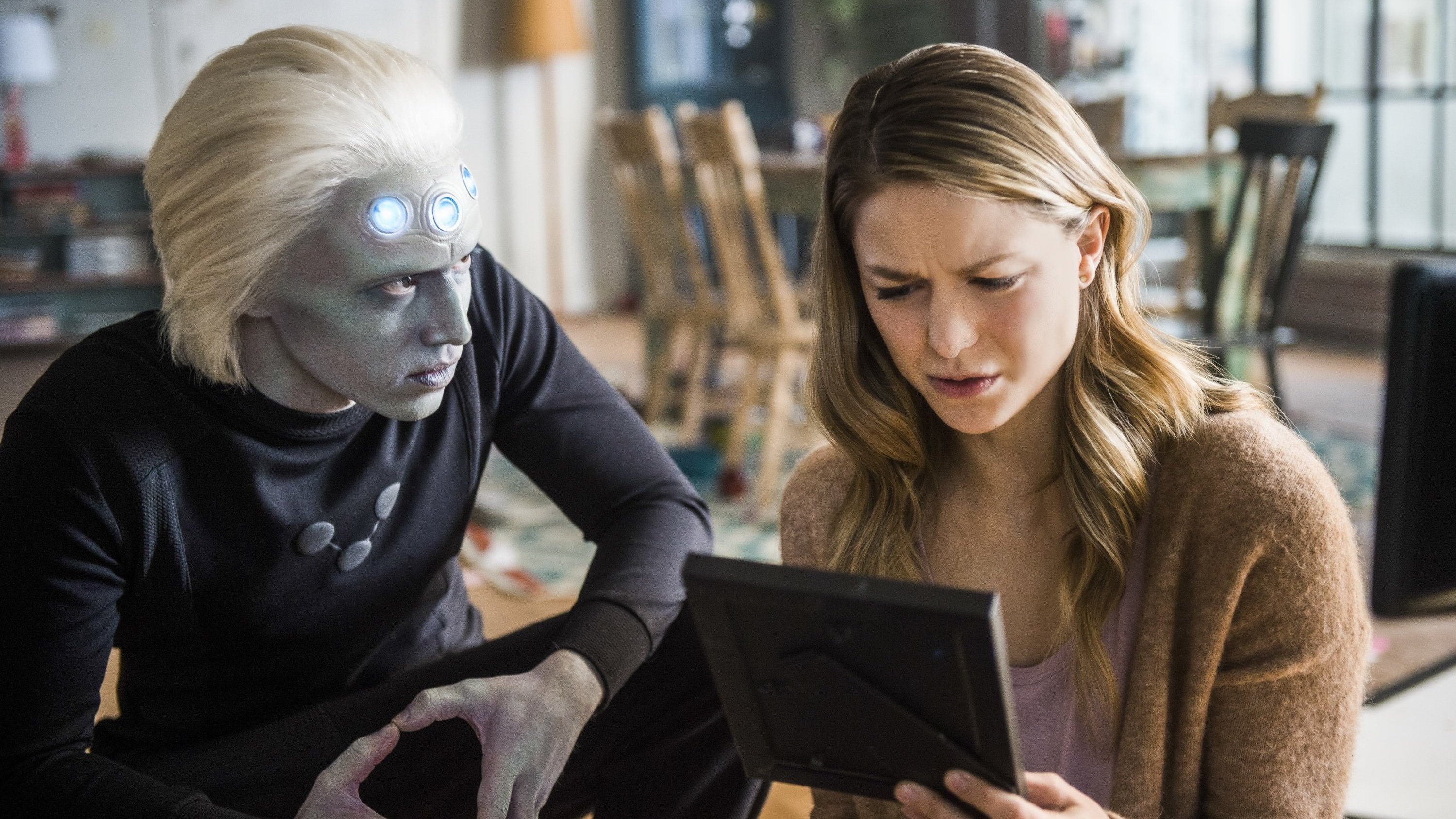 Supergirl Season 3 :Episode 10  Legion of Superheroes