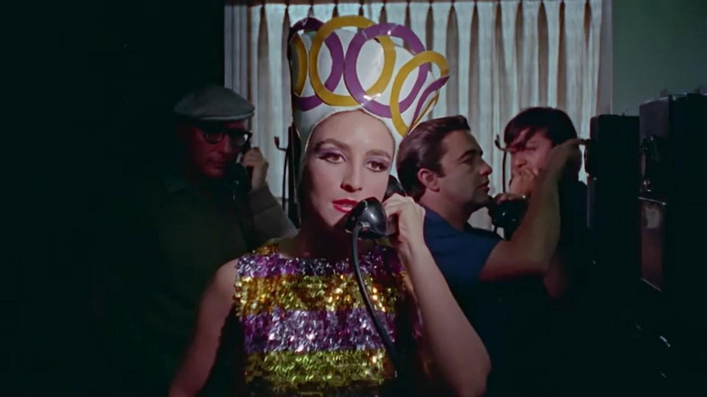 5 of Chocolate and 1 of Strawberry