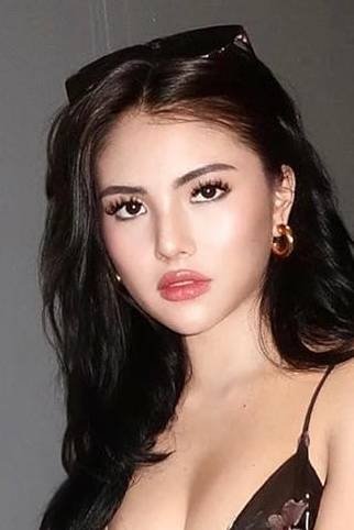 Caira Lee(凯拉·李)