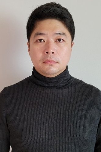 et billede af Min Woo-gi