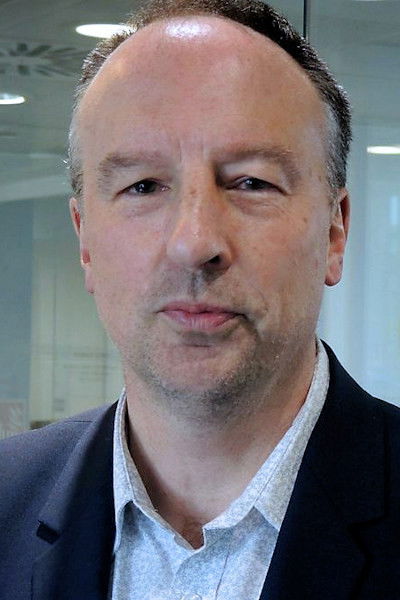 et billede af Stephen Smith