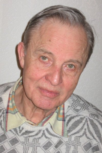 Anatoliy Kryzhansky as Sid Barton