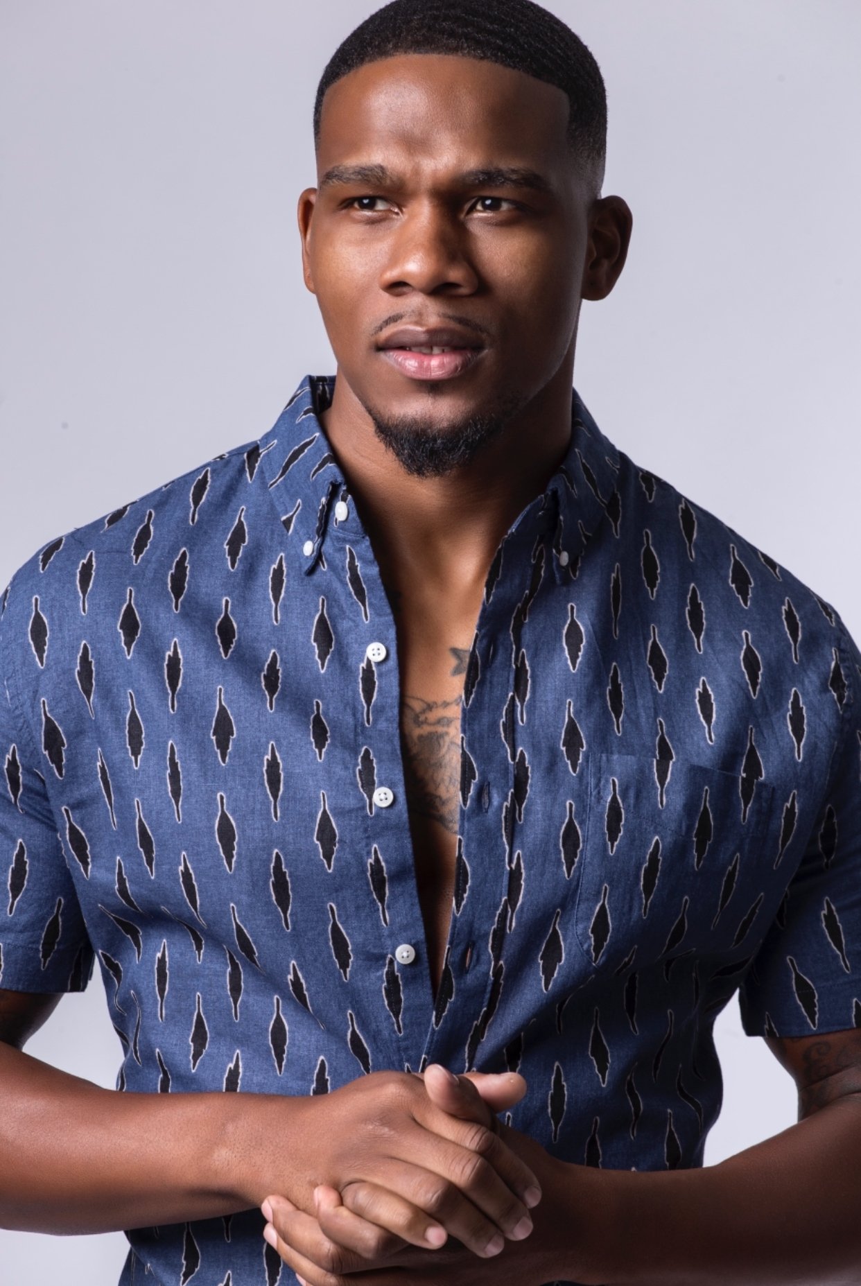 et billede af Adrian Lockett