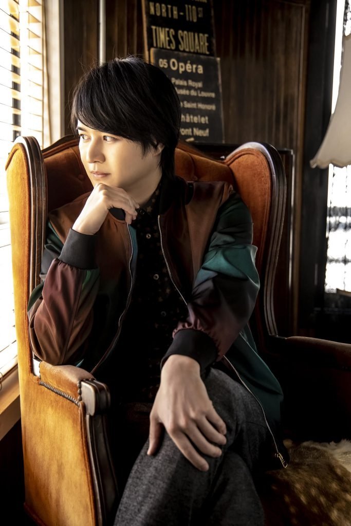 Takaki Mizoguchi backdrop