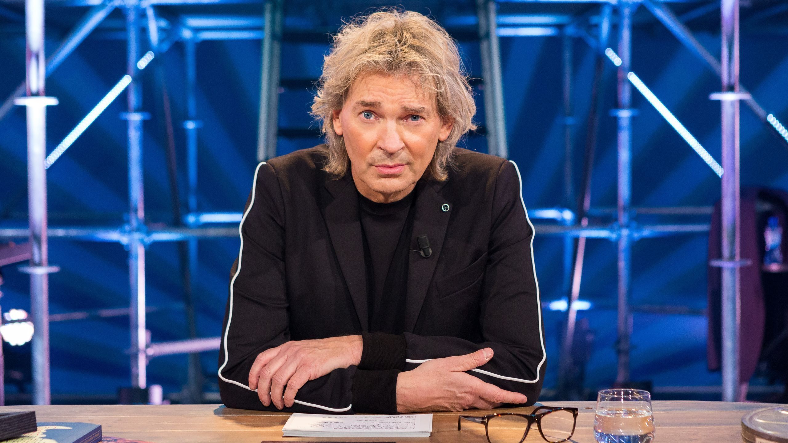 Matthijs gaat door backdrop cover
