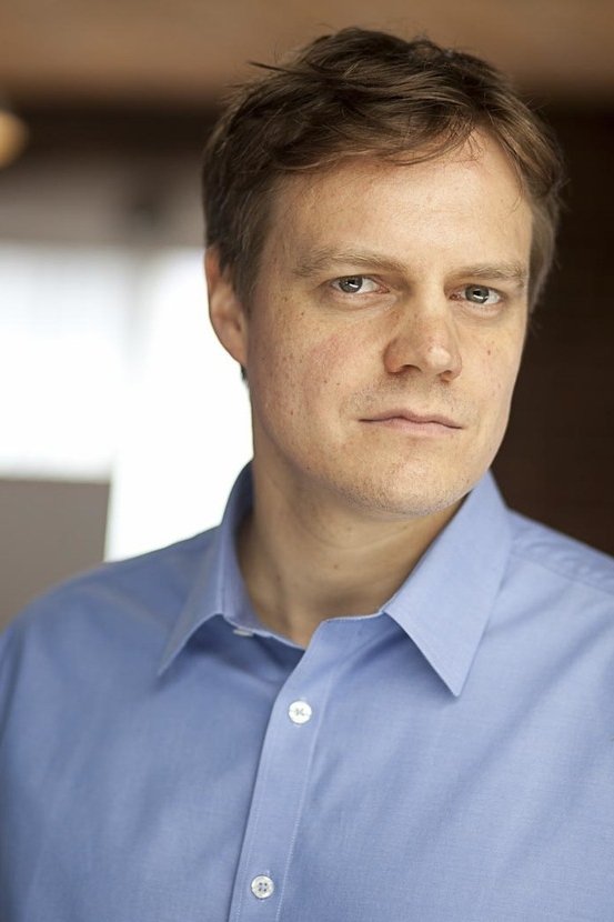 et billede af Jonathan Eliot