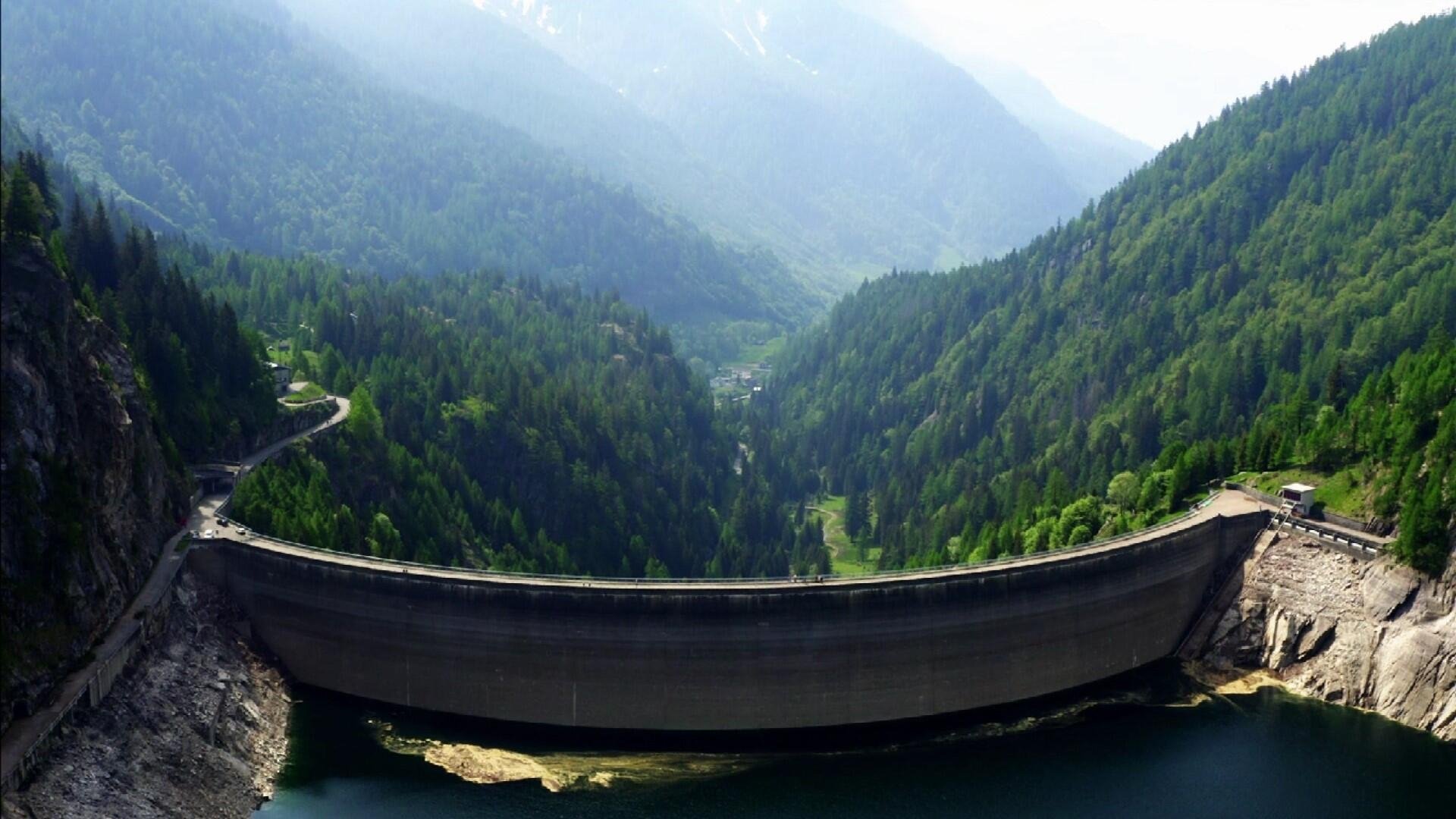 Thumbnail for The Hoover Dam Season 1 Episode 8