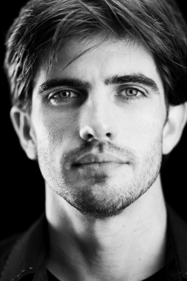 et billede af Omar Avila