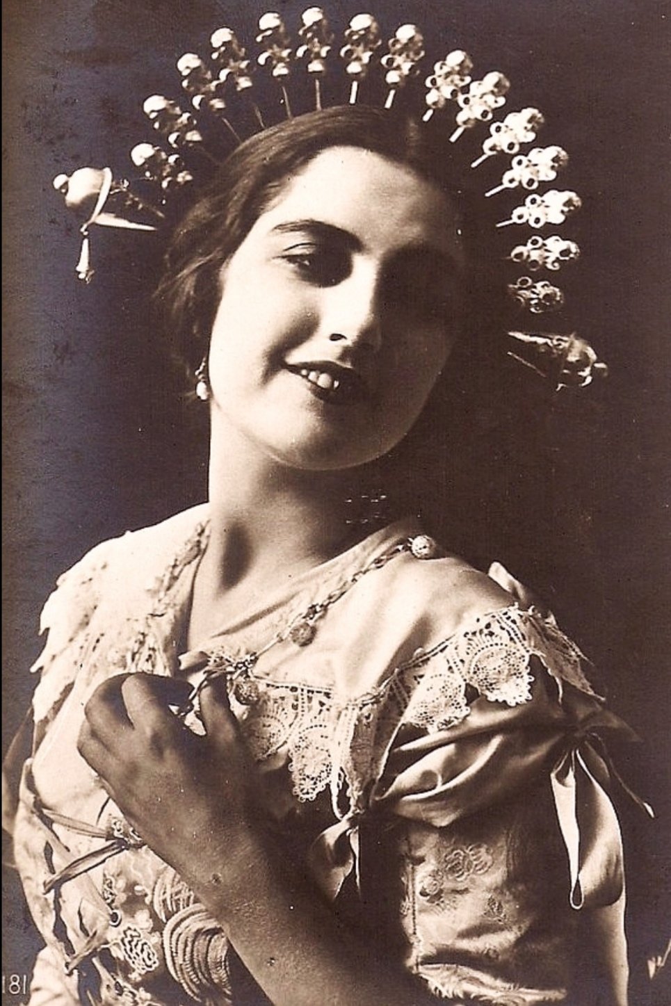 Emilia Vidali's picture in the cast