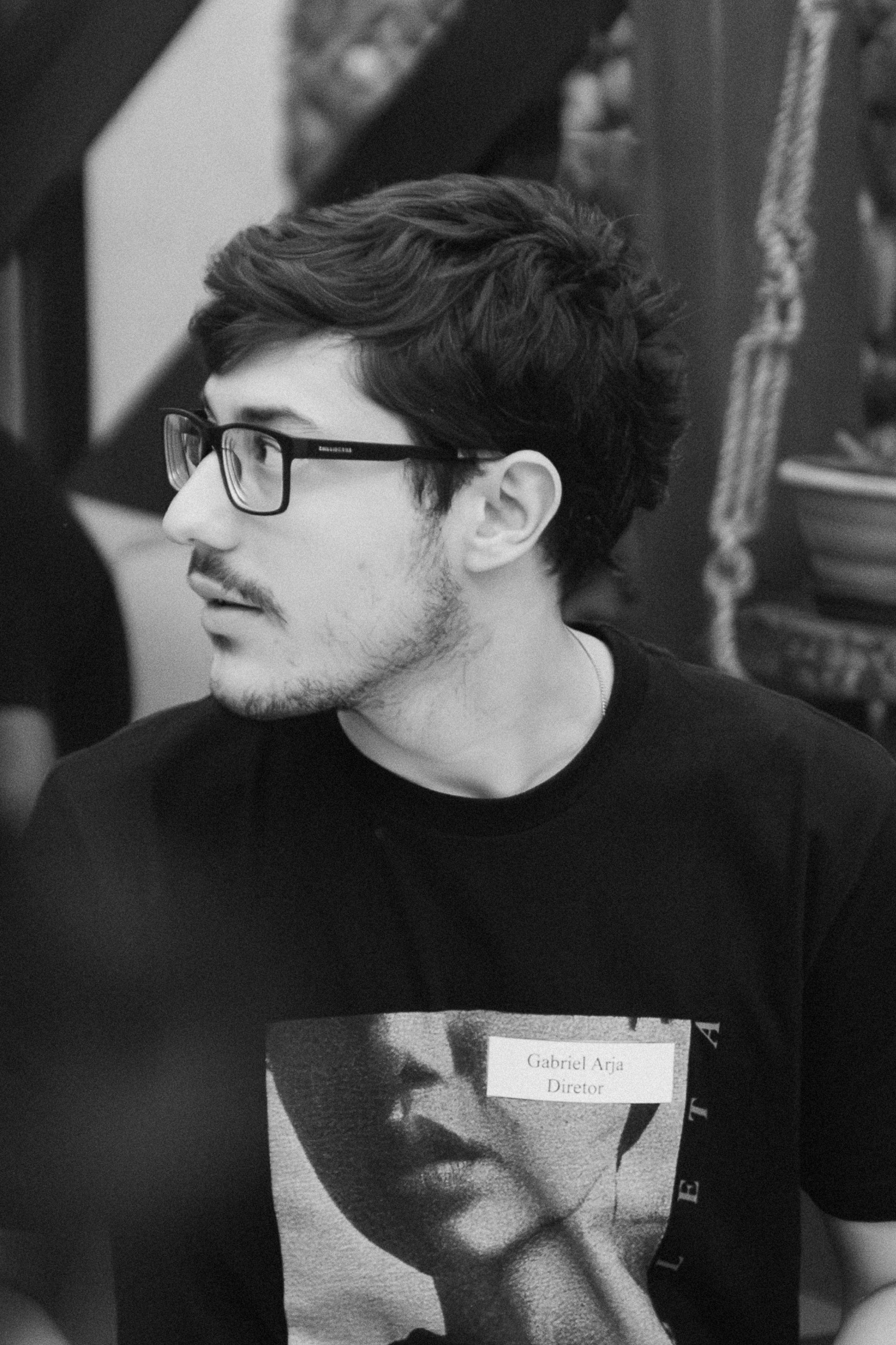 et billede af Gabriel D. Arja