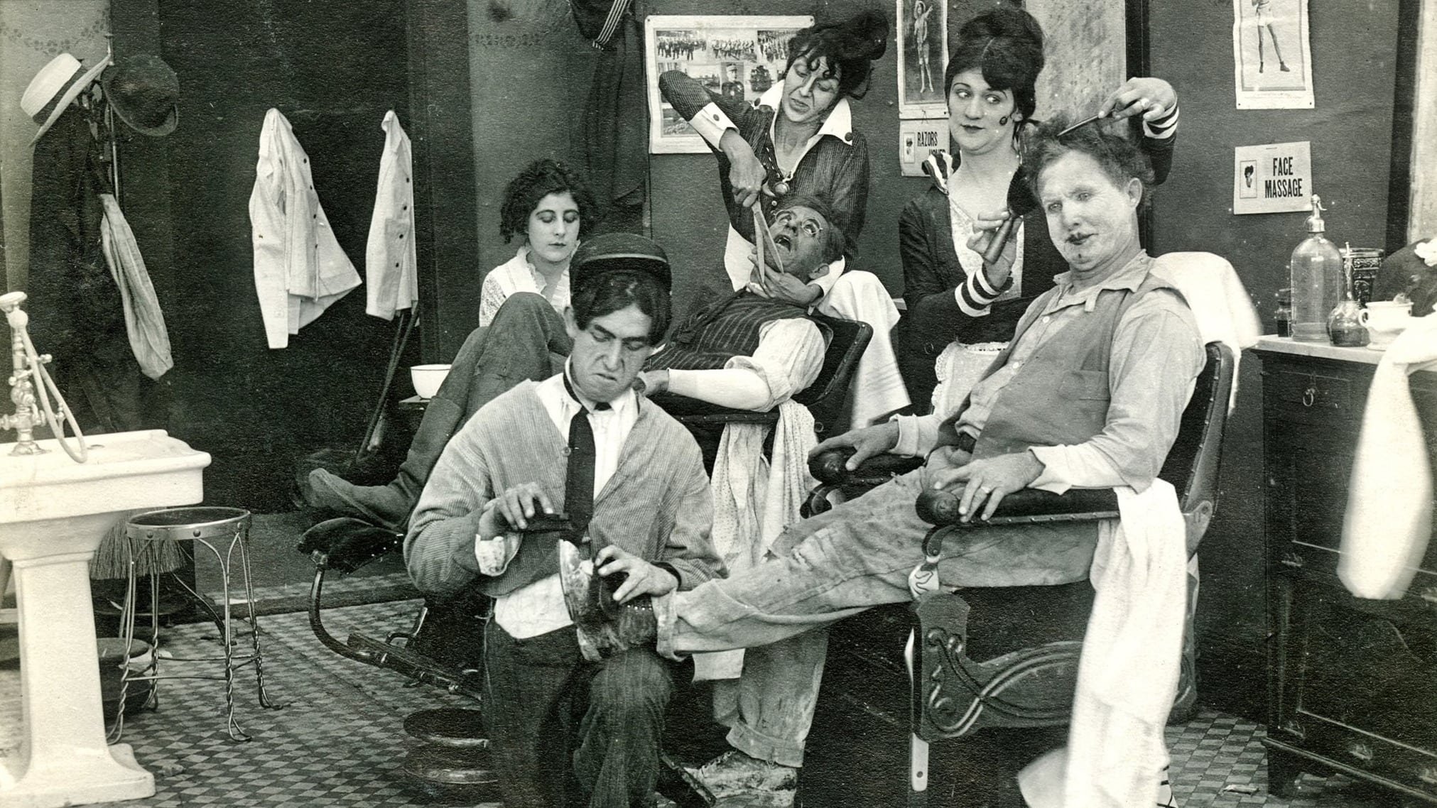 Close-Cropped Clippings (1915)
