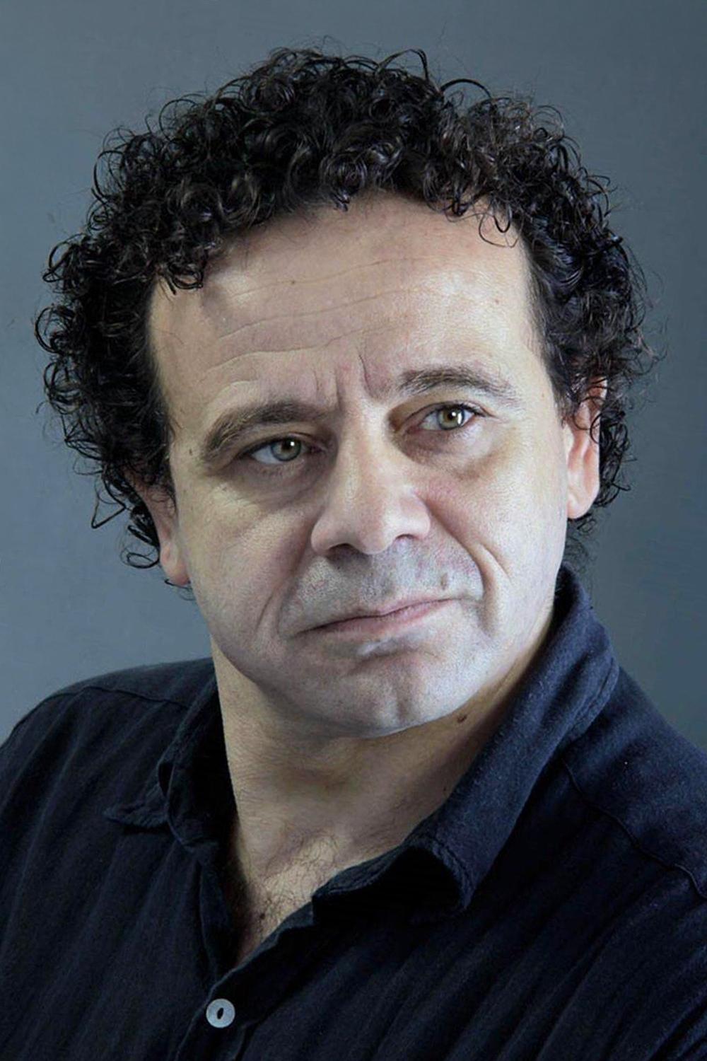 et billede af Reha Özcan