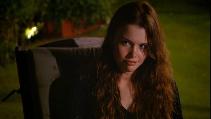 S5E6 · The Girl Who Loves Bubbles and Talks to Plants