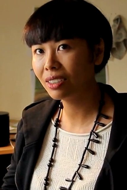 et billede af Ako Castuera