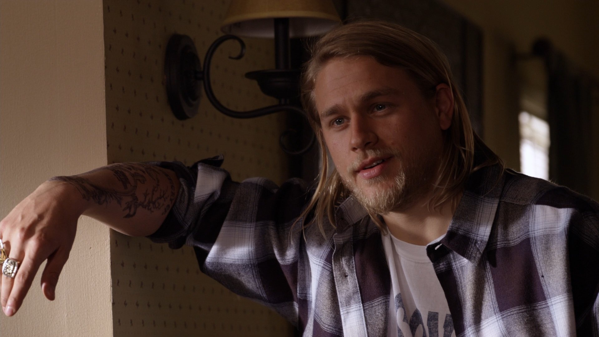 Sons of Anarchy: 2 Season 5 Episode.