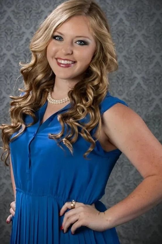 et billede af Emily Mae Young