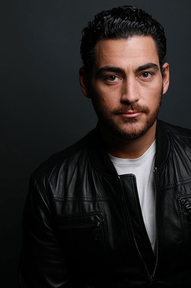 et billede af Cem Tuncay