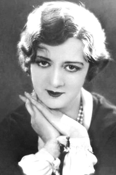 et billede af Alma Tell