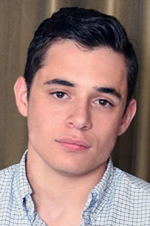 et billede af Dominic Phelps