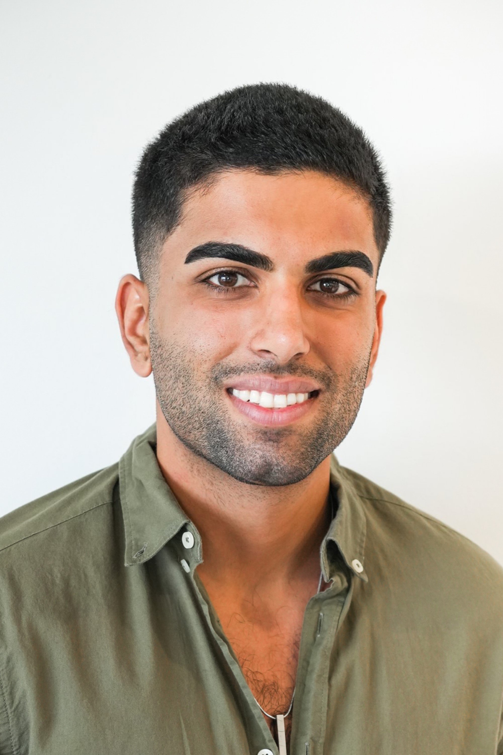 et billede af Eliott Nazarian