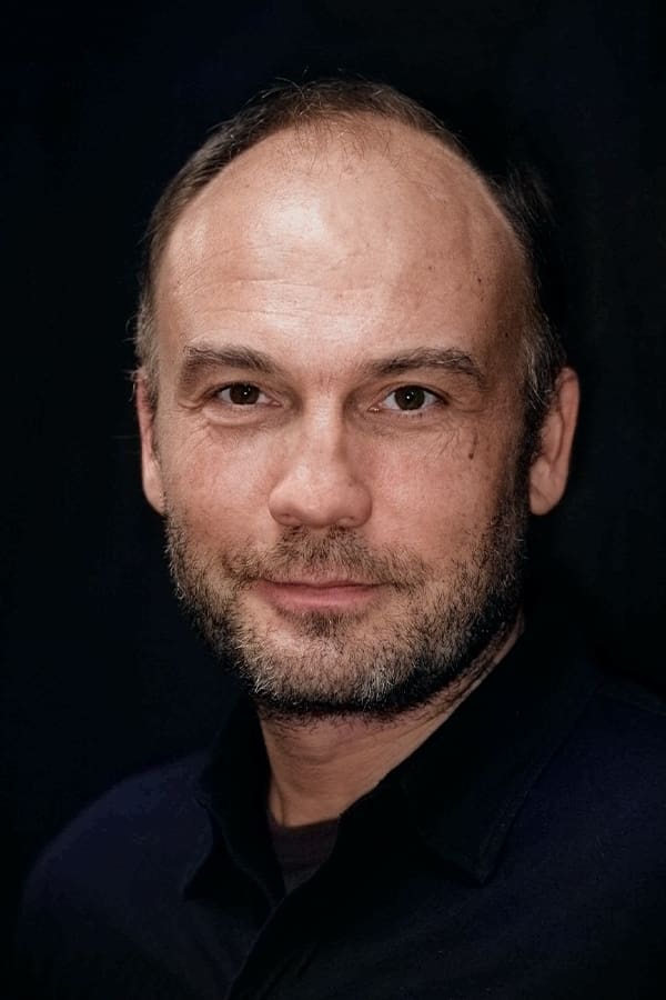 et billede af Mahir Günşiray