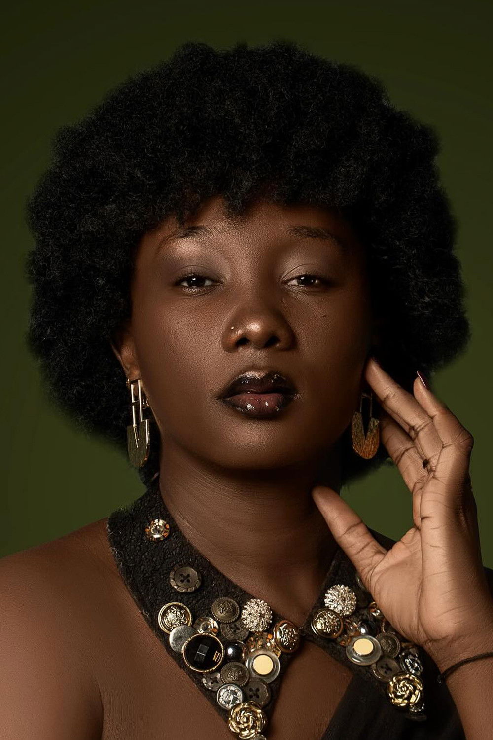 et billede af Brigitte Tchanégué