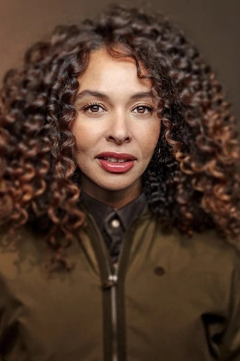 et billede af Joy Denalane