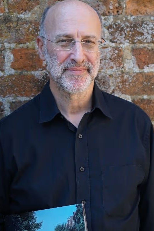 et billede af Mark Lewisohn