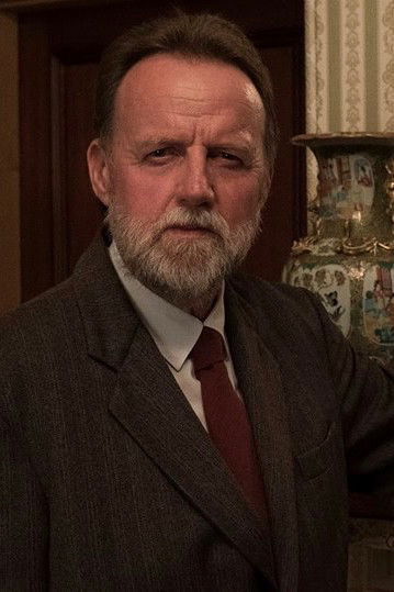 et billede af Ian McQueen