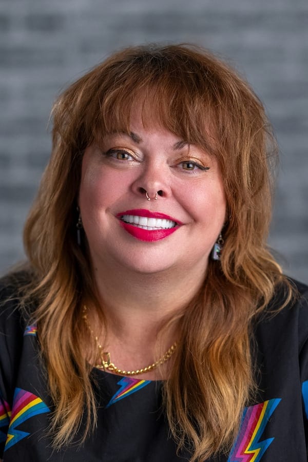 et billede af Deanna Thompson