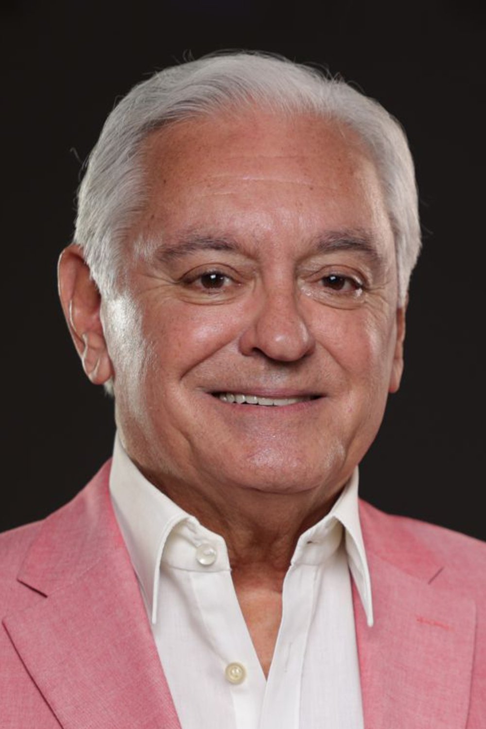 Cuquín Victoria's picture in the cast