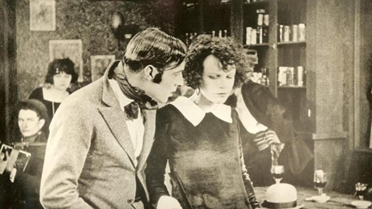 A Rogue's Romance (1919)
