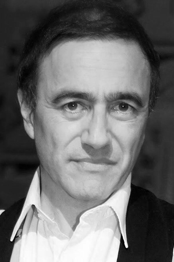 et billede af Luis Longhi