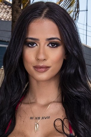 Kelly Oliveira - Profile Images — The Movie Database (TMDB)
