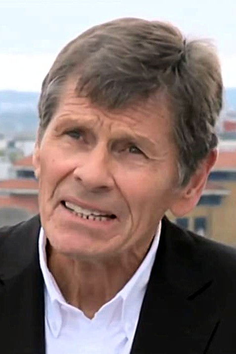 et billede af Nigel Lesmoir-Gordon