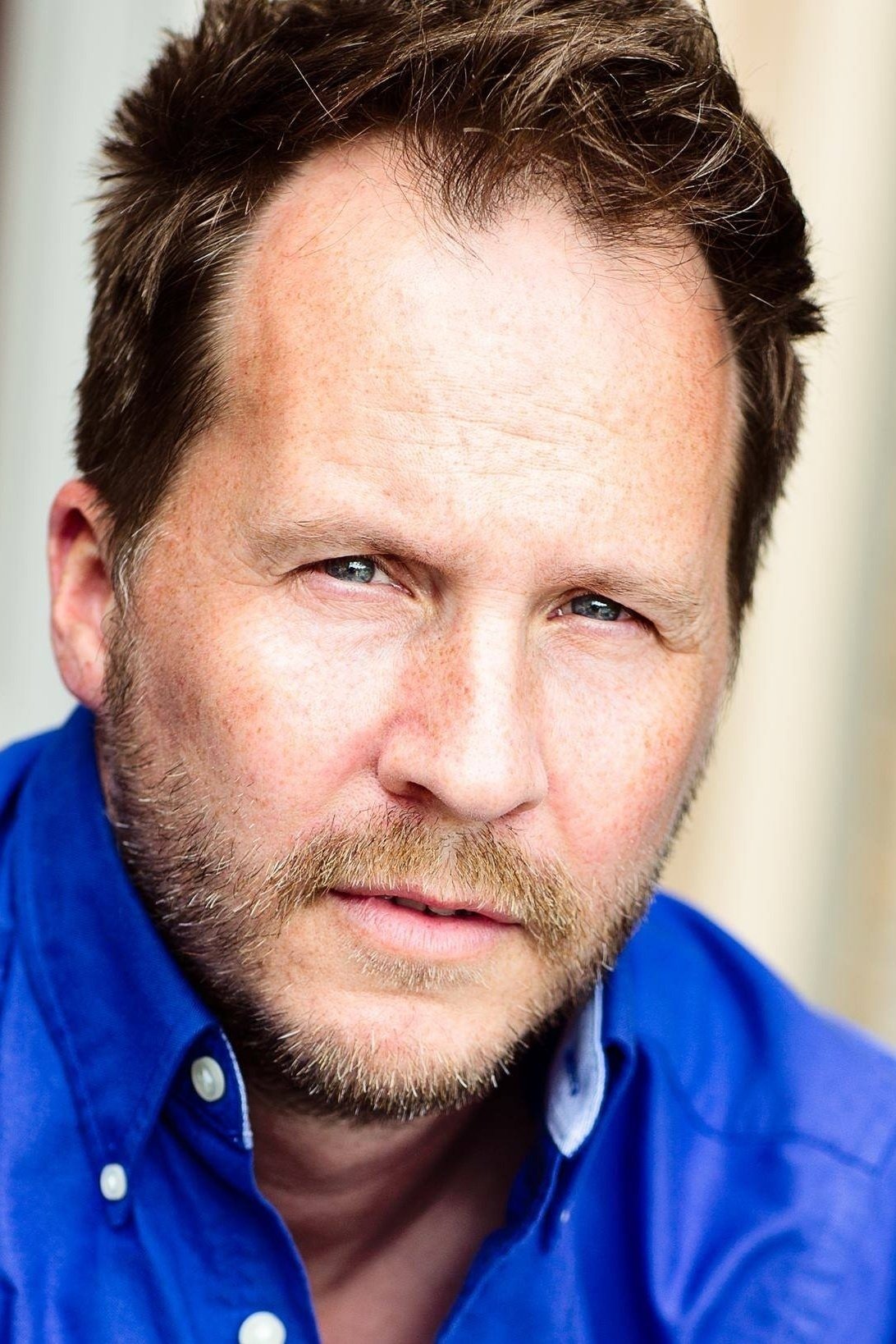 et billede af Greg J. Wolfe