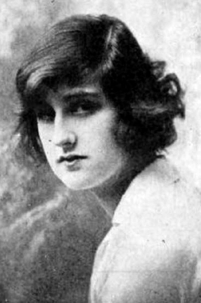 et billede af Vera Fuller Mellish