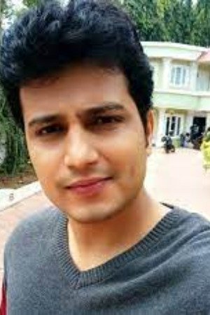 Ashutosh Kulkarni's picture in the cast