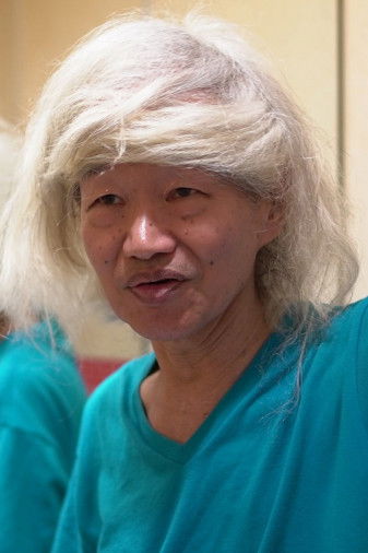 et billede af Java Sparrow Youth-Leigh