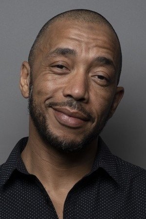 et billede af Ismaël Sy Savané