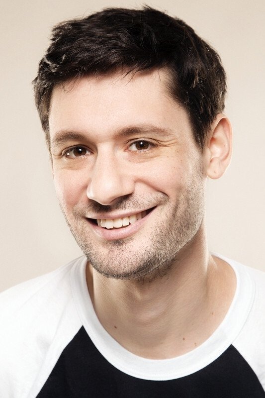 et billede af Adam Newman