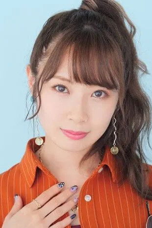 et billede af Akane Takayanagi