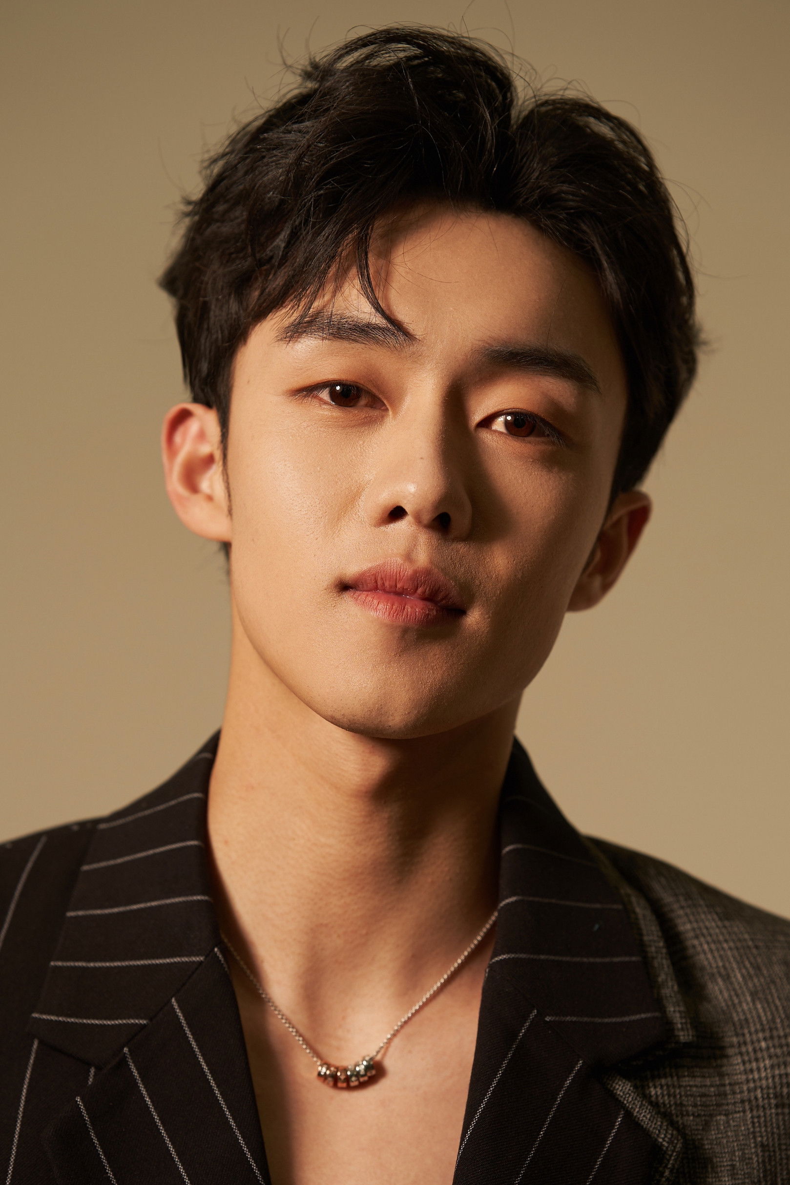 et billede af Kou Weilong