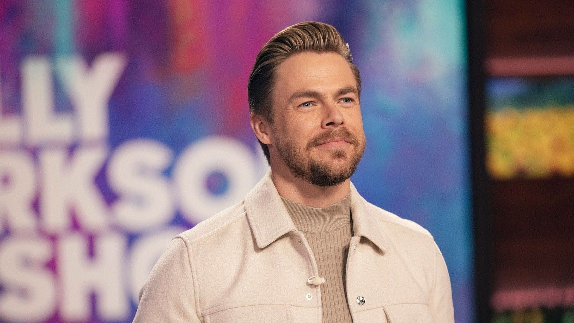 The Kelly Clarkson Show Season 3 :Episode 88  Guest Host Derek Hough, Kunal Nayyar, Alan Ritchson